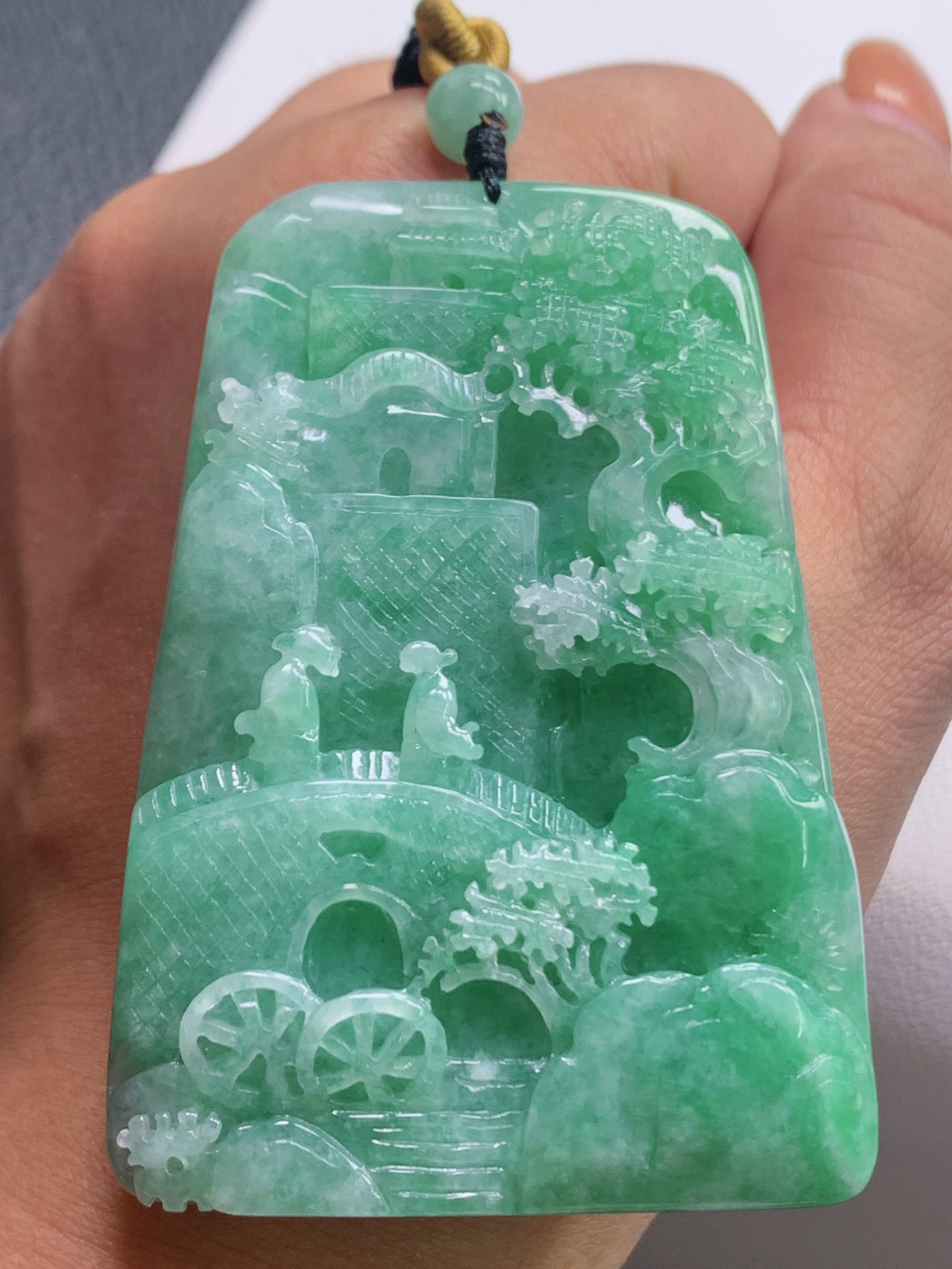 天然翡翠A货满绿果绿满色大件山水牌吊坠挂件66.1-44.6-10.4绿色