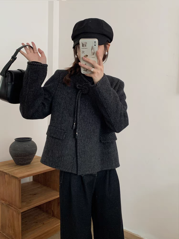 女短款修身型毛呢外套冬季时尚长袖黑色开衫韩版秋冬纯色