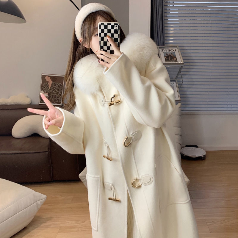 2021年新款冬季白色牛角扣外套呢子加厚毛呢大衣女长款秋冬高级感