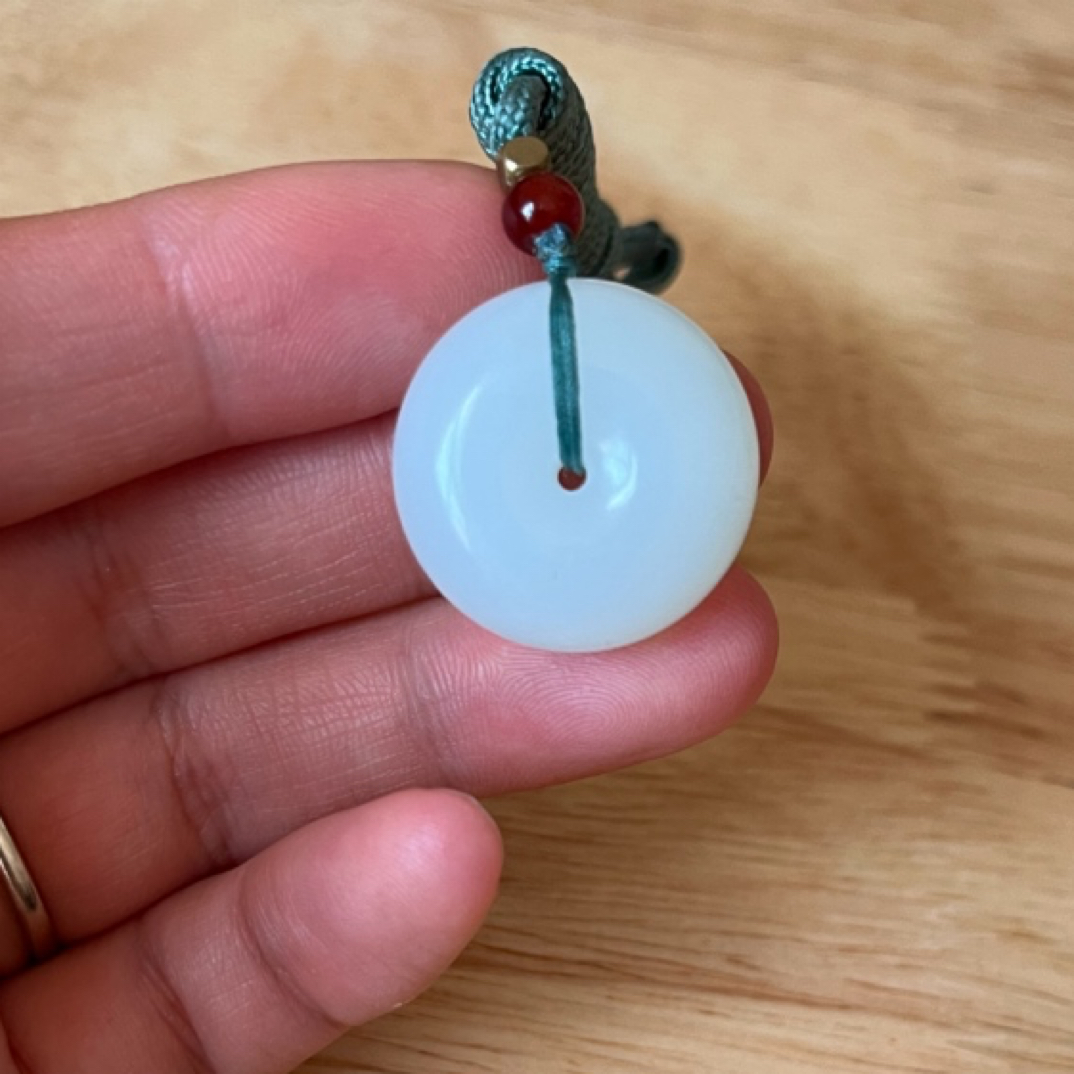 和田玉 平安扣 清白种细度过灯23*12 水头、油性很好 不发闷