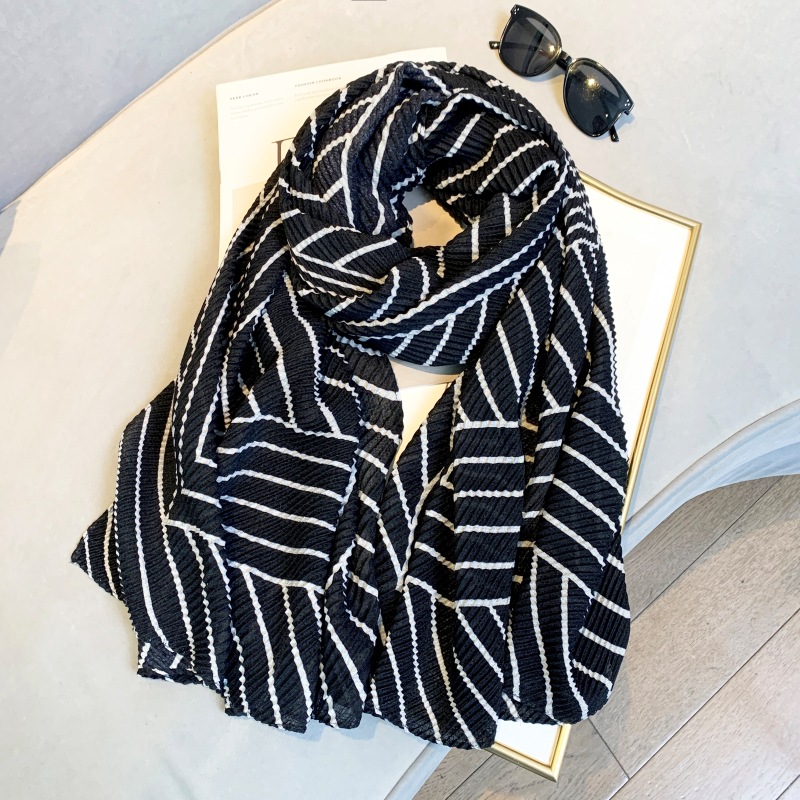 秋冬热卖新款极简线条印花白色高级感百搭棉麻质感薄款装饰围巾