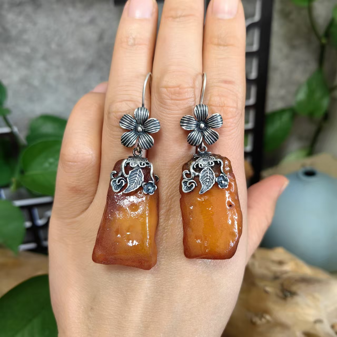 LYliuyng海漂原皮琥珀蜜蜡纯手工银镶嵌个性大耳环原石蜜蜡银耳饰