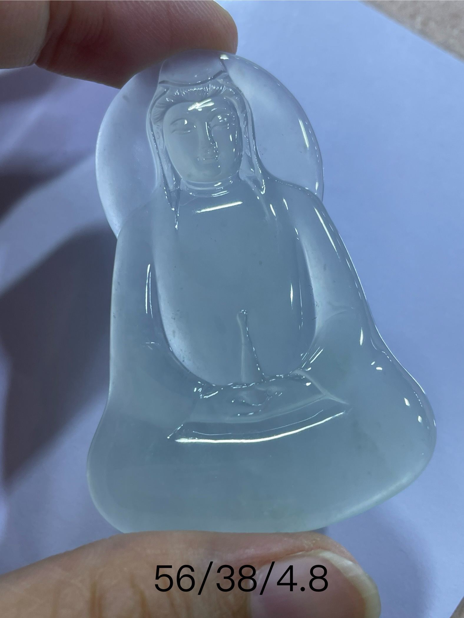 天然缅甸翡翠A货素衣观音，淡晴底，种老，底装细，镶嵌品质，男士配戴