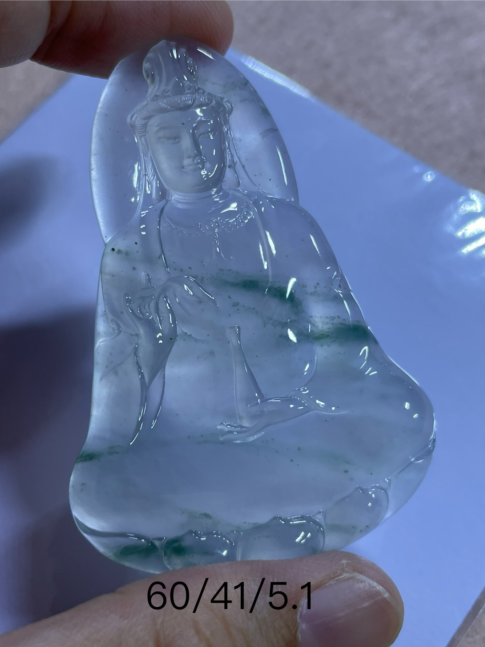 天然缅甸翡翠A货素衣观音吊坠，冰种飘花，一刀切，镶嵌品质男士配戴