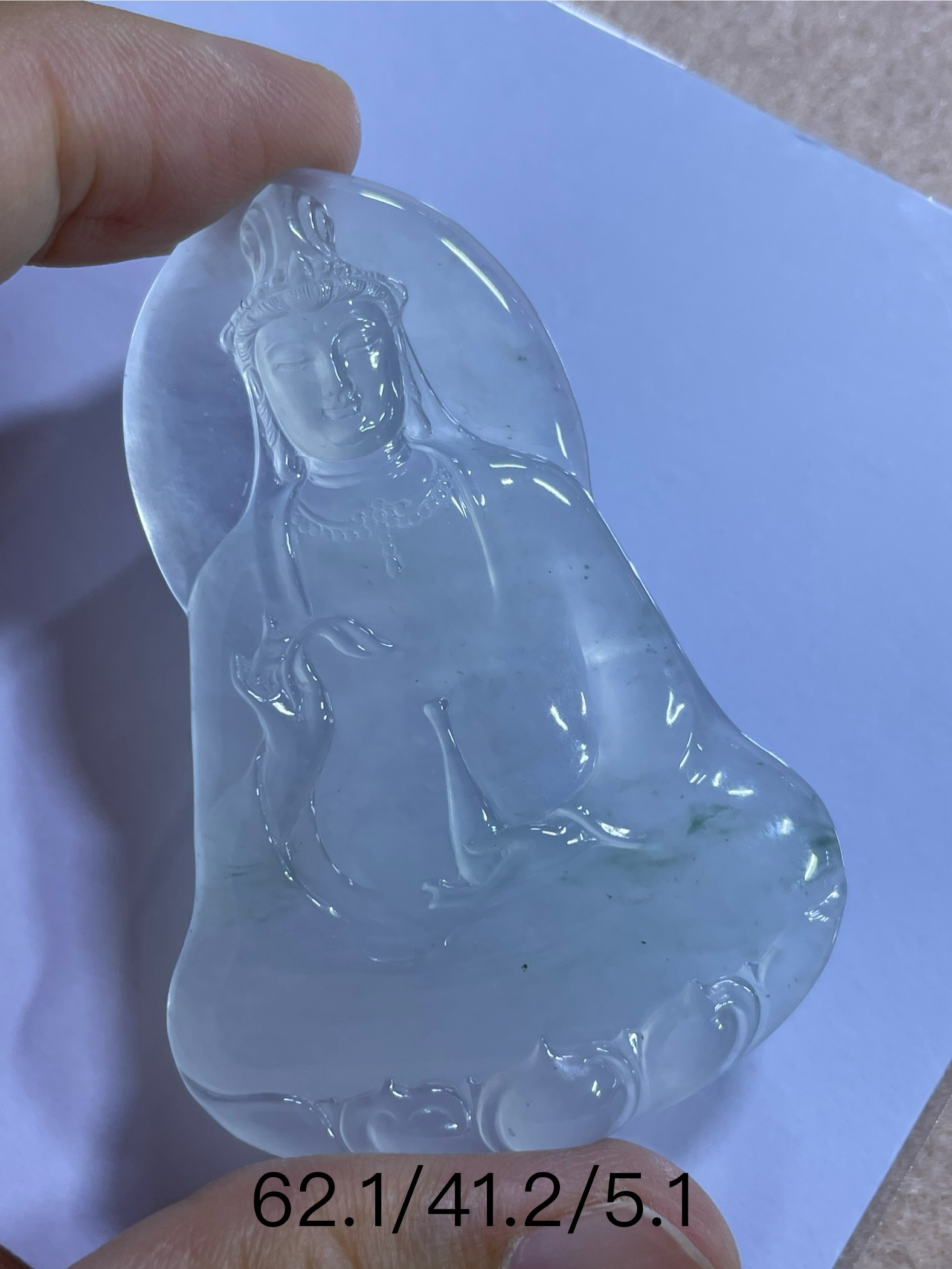 天然缅甸翡翠A货素衣观音吊坠，冰种水好，一刀切，镶嵌品质男士配戴