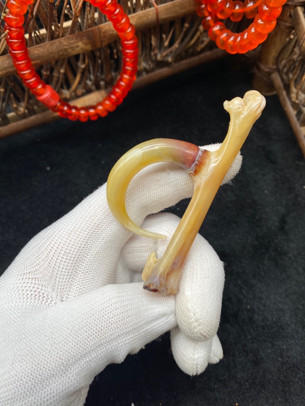 鸡爪骨，鸡蹬子钥匙扣挂件，下单带油配饰手套