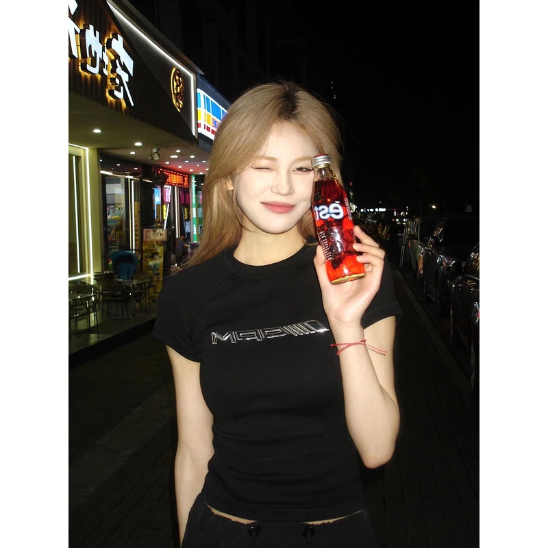 秋新依夏季修身显瘦液态金属印花短袖t恤女美式辣妹紧身短款上衣