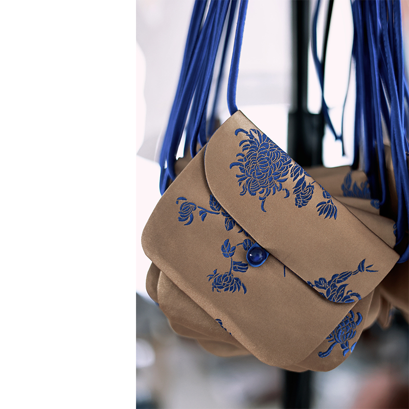 万物生金小包包织锦缎复古印花斜挎包时尚休闲夏季