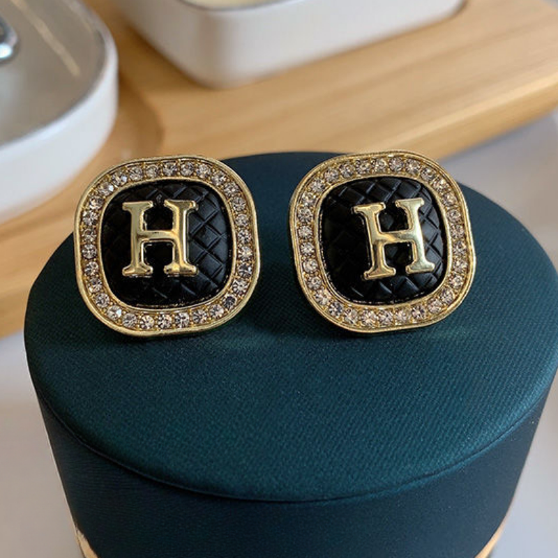 序艳 H字母耳环轻奢高级感女秋冬耳钉潮精致耳饰设计感小众