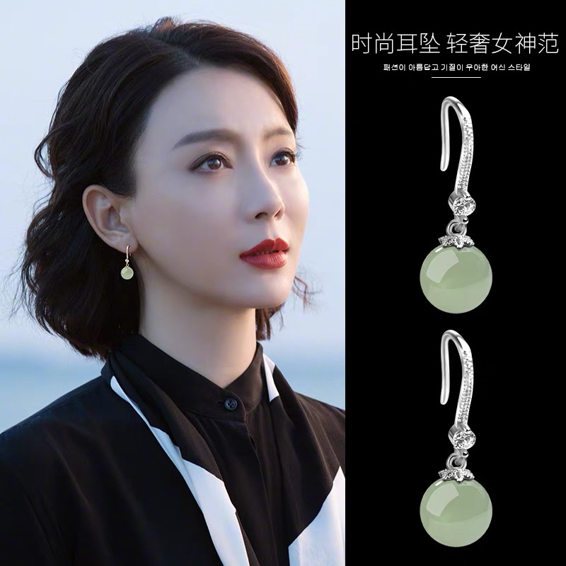 s925纯银浅绿东陵玉耳环女复古镶钻气质百搭古风古典2026爆款耳饰