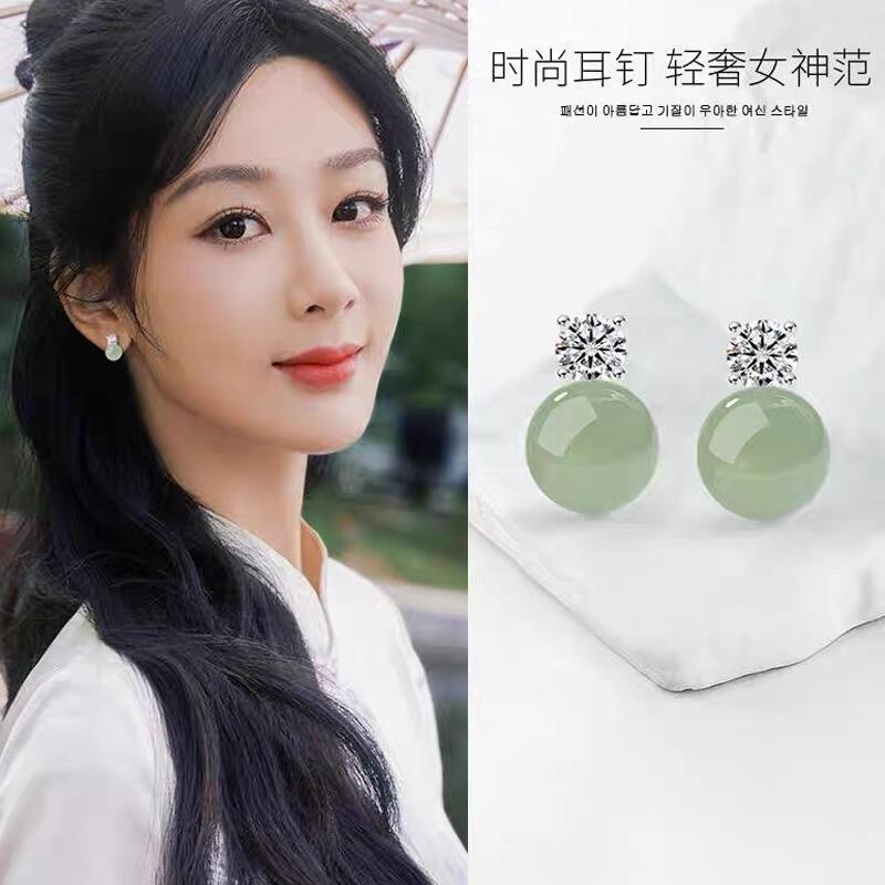 正品热卖浅绿东陵玉耳环女中国风古风耳钉气质简约百搭高级感耳饰