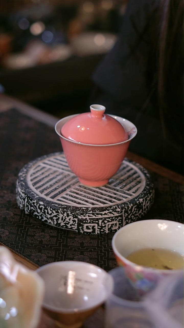 【闪购商品】其他蝶恋花盖碗