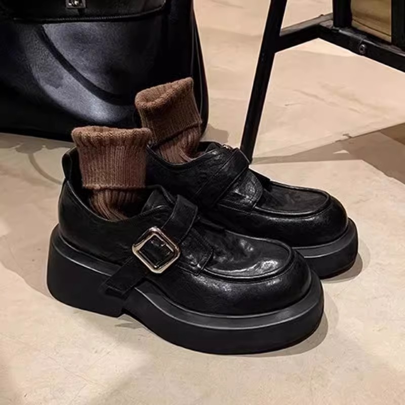 水洗马皮乐福鞋女冬百搭黑色英伦真皮松糕厚底一脚蹬小皮单鞋大码
