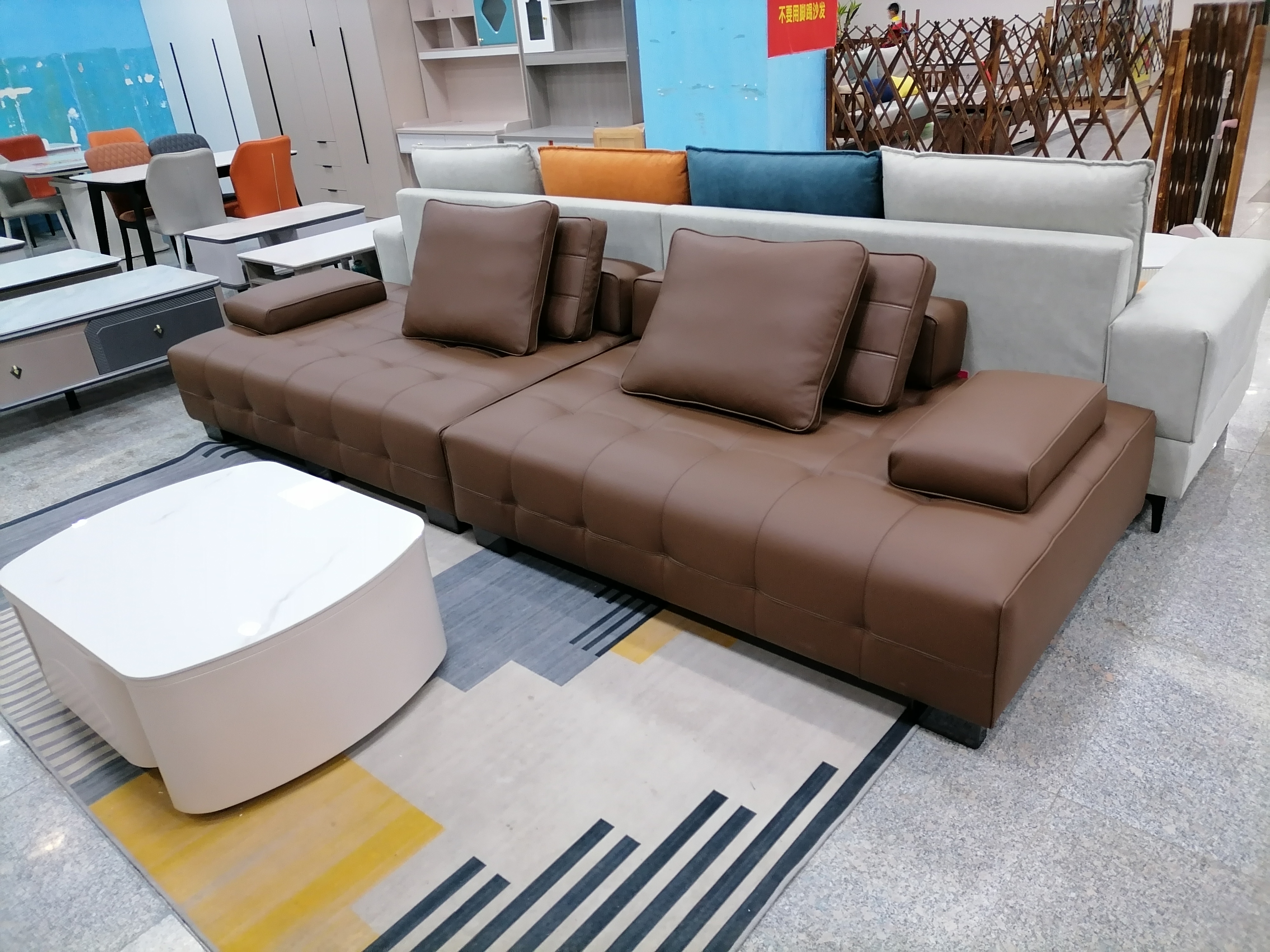 劳伦斯头层牛皮意大利设计舒适简约轻奢茶几客厅沙发