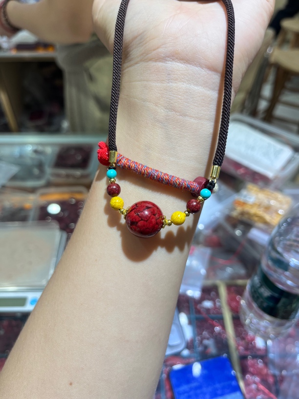 含辰砂工艺品天然晶体砂吊坠