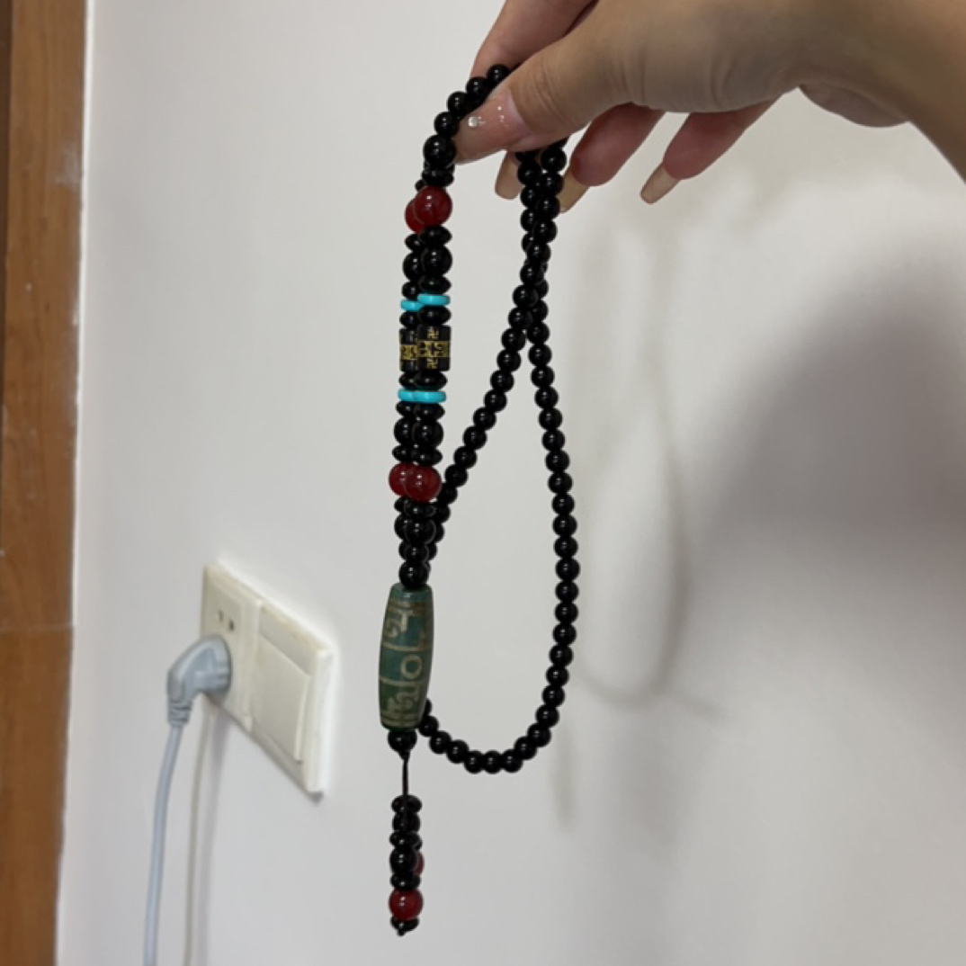 A134青稞供绿龙纹开片三眼莲师法器项链