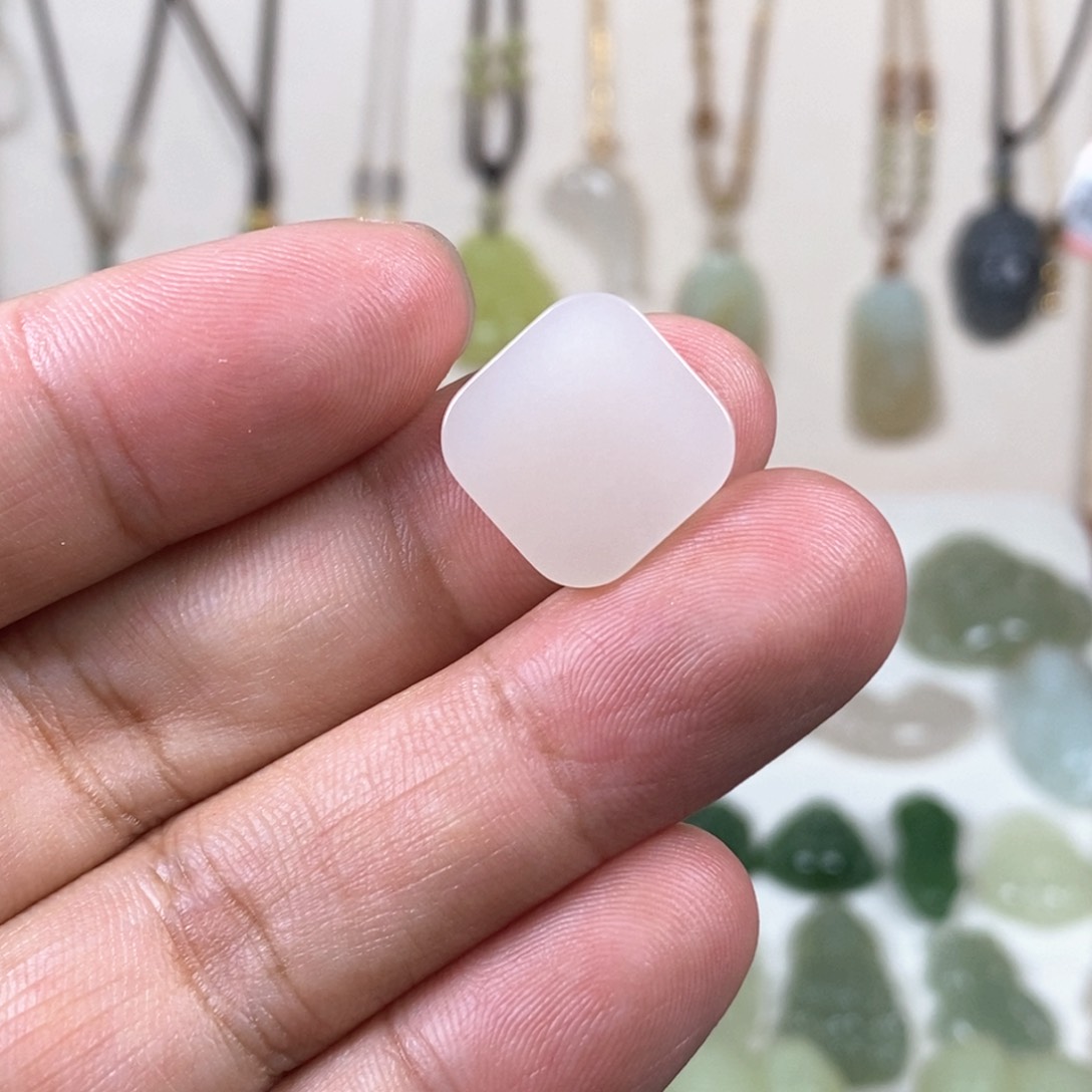 和田玉吊坠(不含链)未镶嵌