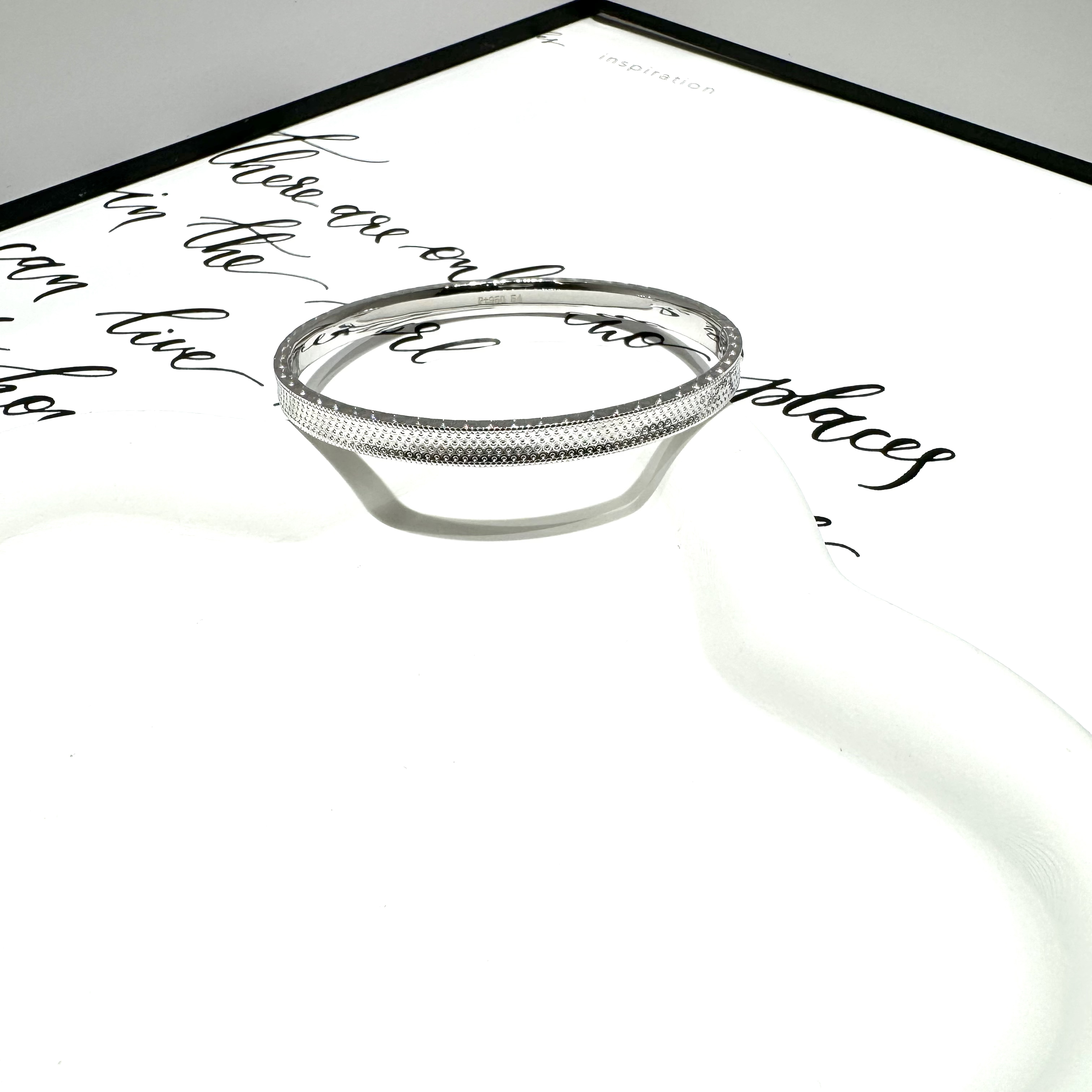 柴尔德珠宝铂金Pt950  双开款   爆闪龙鳞贵妃开口手镯