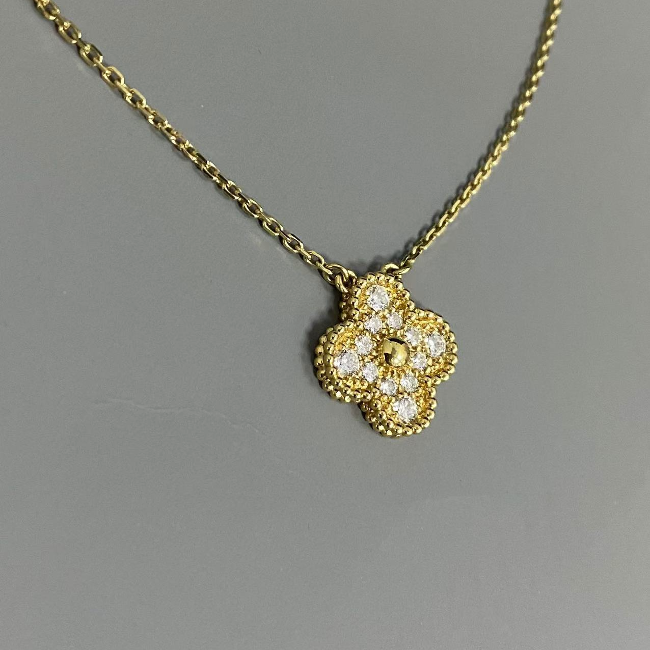 18k金满钻四叶草高端珠宝定制