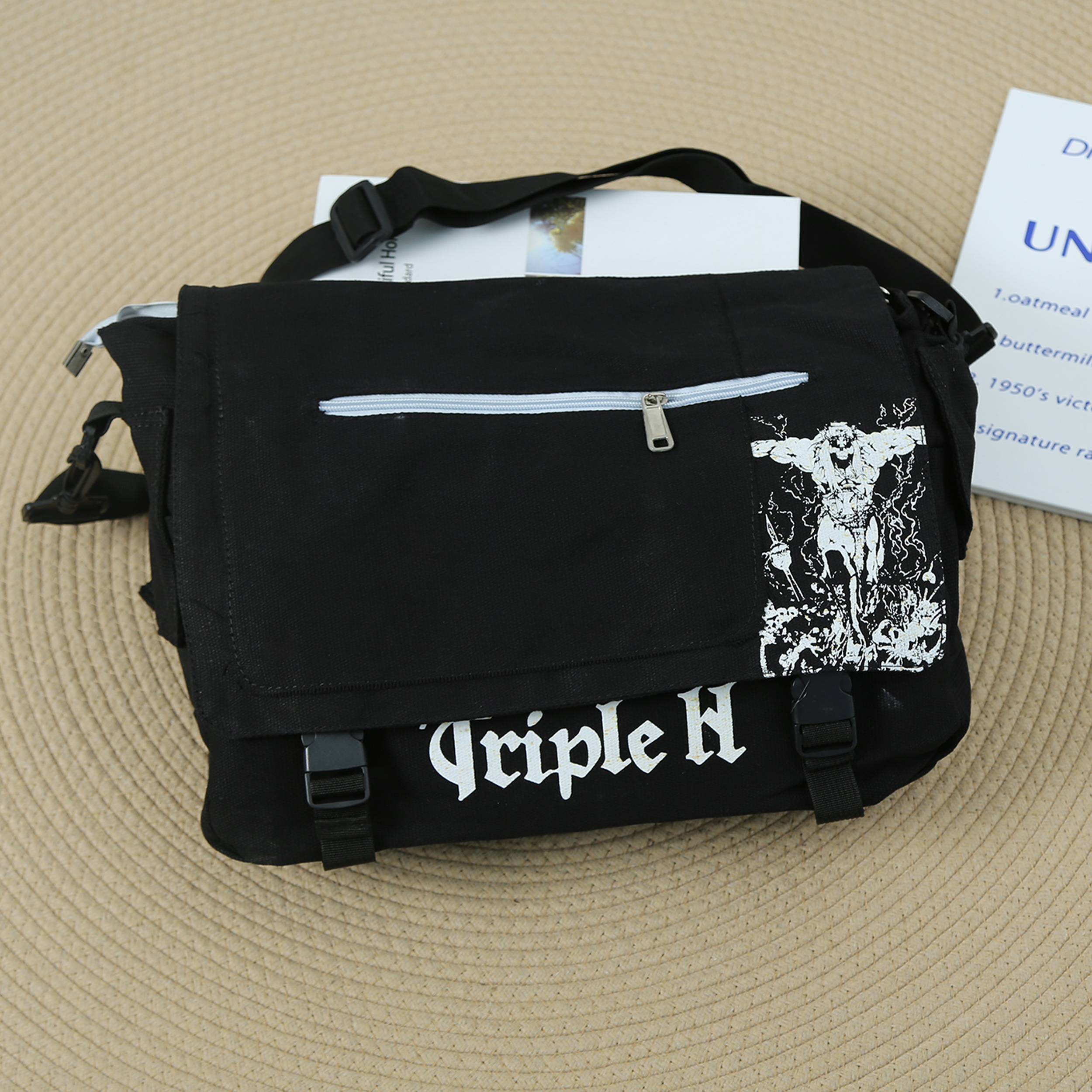 男女同款休闲学生潮流大容量潮流斜跨单肩包6D43（个别卡扣坏了）