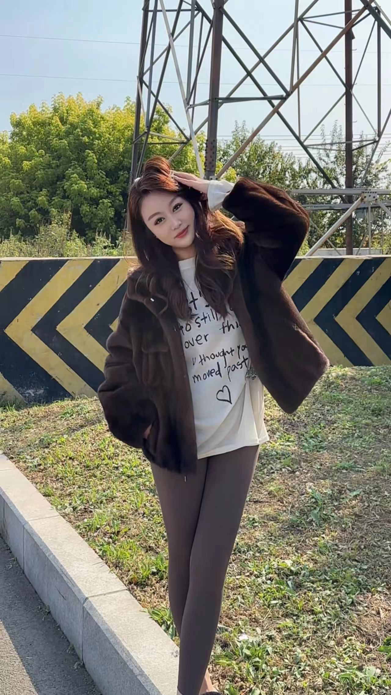  【阳雪】2024整貂水貂皮外套冬季皮草时尚女款 202466