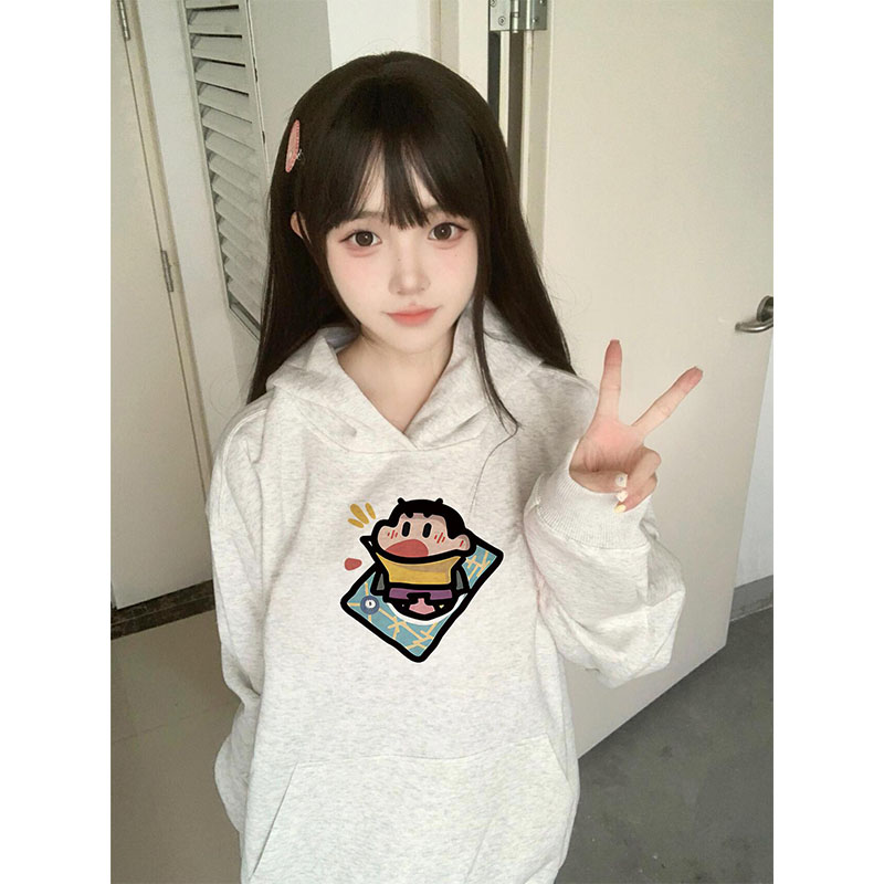 胖MM潮牌女装2-300斤宽松大码蜡笔小新印花休闲风百搭ins连帽卫衣