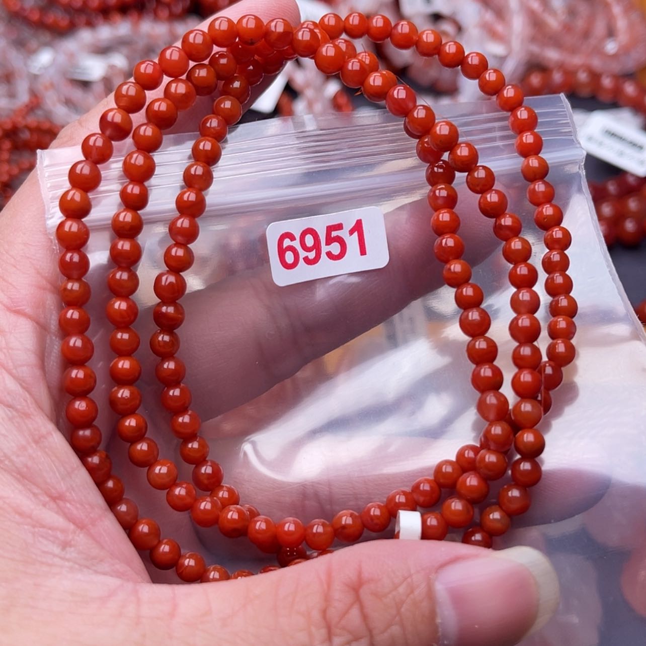 【闪购商品】南红玛瑙多圈4.5m6951未镶嵌