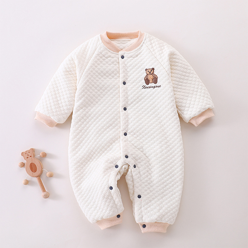 婴儿外穿连体衣男宝女宝哈衣爬服三层保暖夹棉秋冬