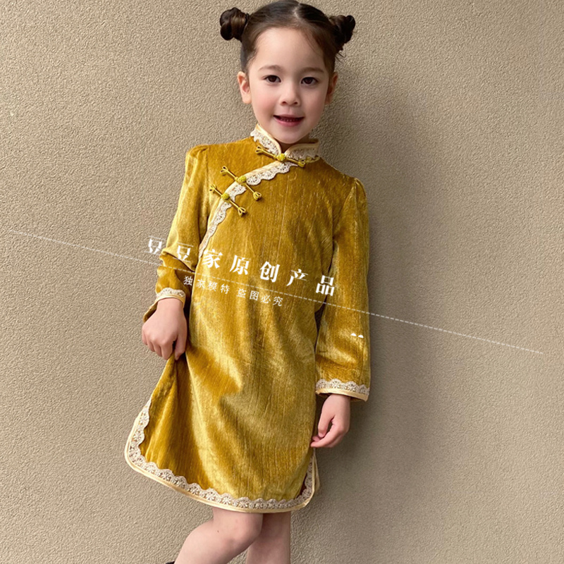 淘淘家年服女童弹力绒旗袍2023秋小女孩加厚蕾丝连衣裙泡泡袖旗袍
