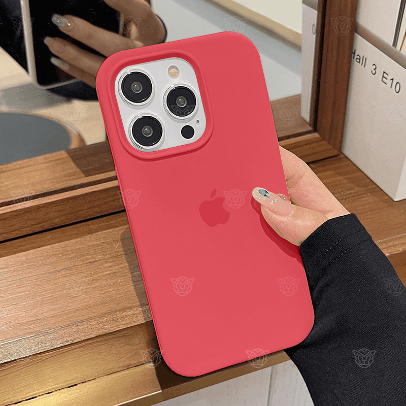 山茶红iPhone15液态硅胶13Xs苹果14promax防摔软12大孔11Xr手机壳