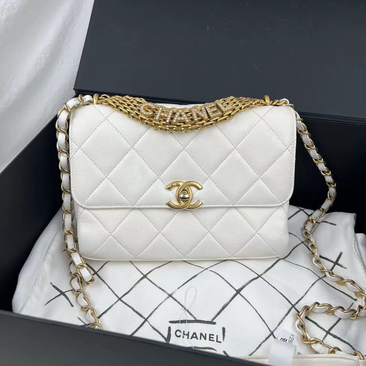 99新 Chanel/香奈儿 22s水钻字母包白金色方胖子 芯片款