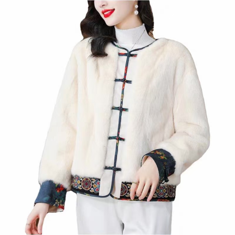  外套超美 120斤内穿 实物以直播间为准 支持退换