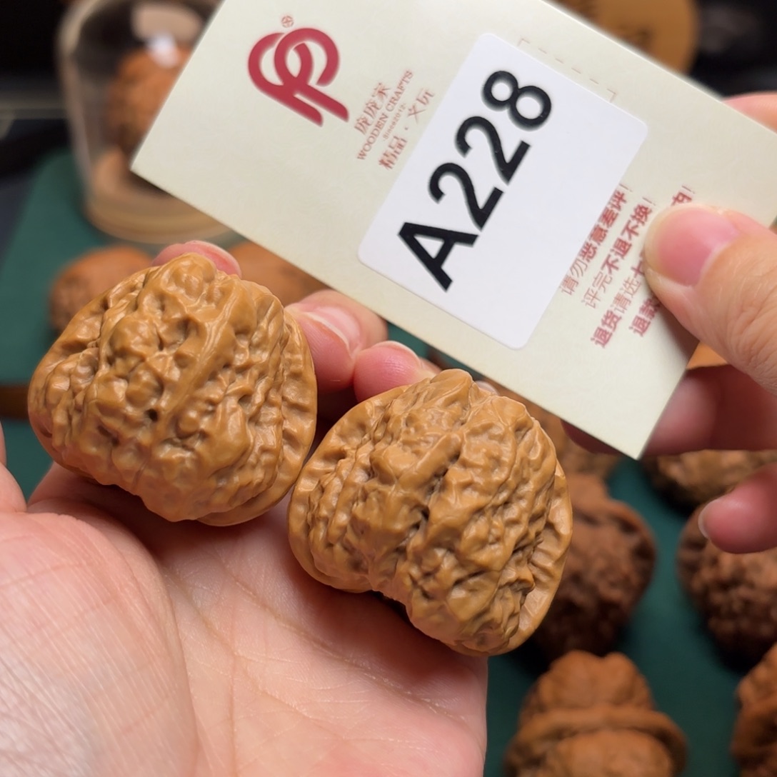 文玩核桃把件38-40.5延庆金蟾