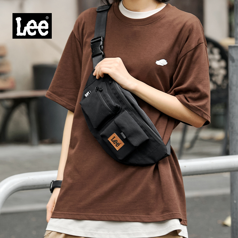 【LEE】休闲斜挎包男士胸包女学生运动户外多功能手机腰包LE230106M