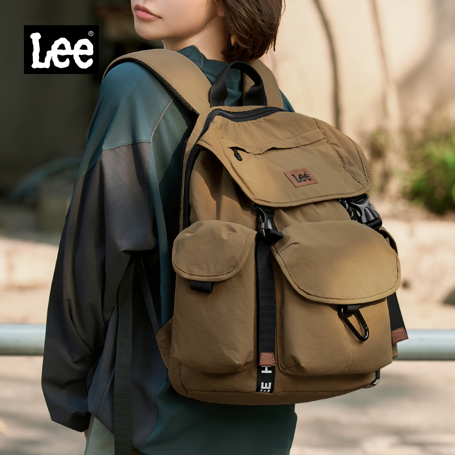 Lee大容量双肩包女轻便户外露营登山旅行包潮流休闲多袋通勤背包