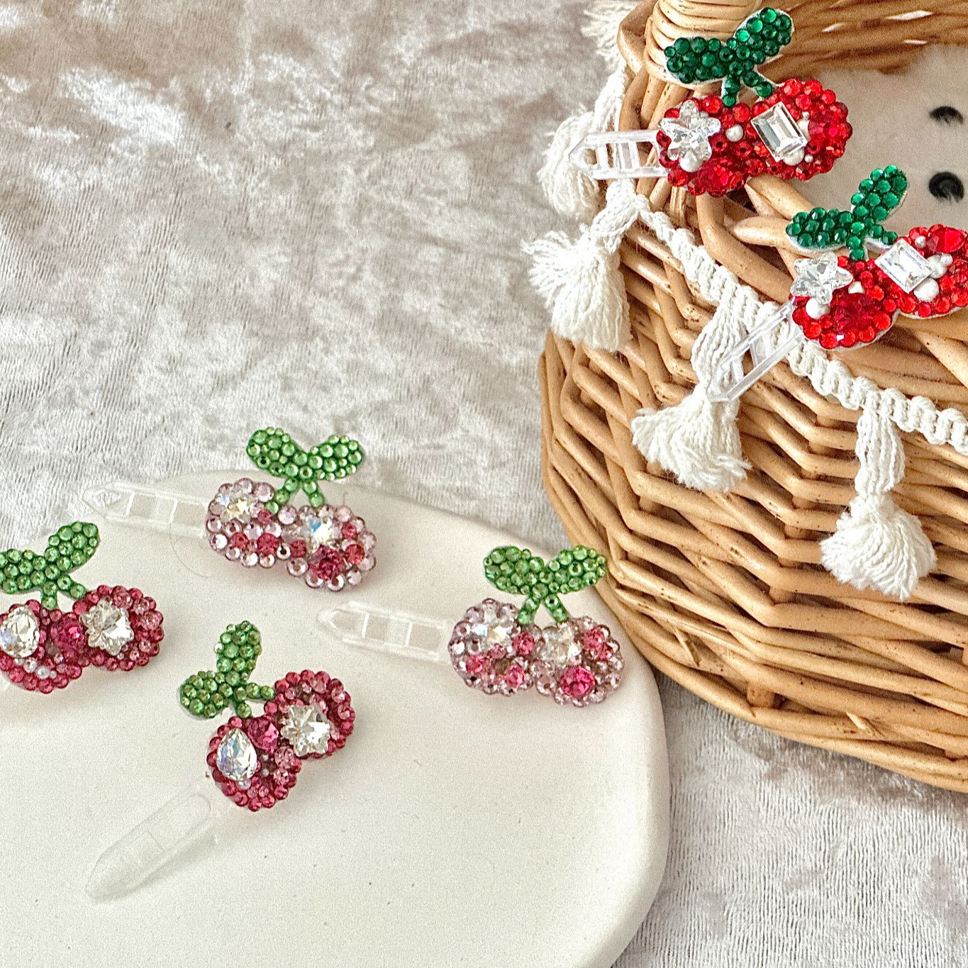 宠物手作bb夹，满钻，施华洛款