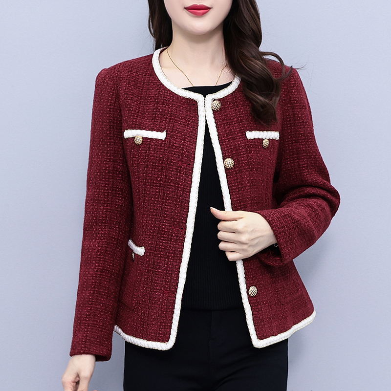 妈妈秋装新款小香风外套时尚洋气小个子西装中老年女春秋呢子上衣