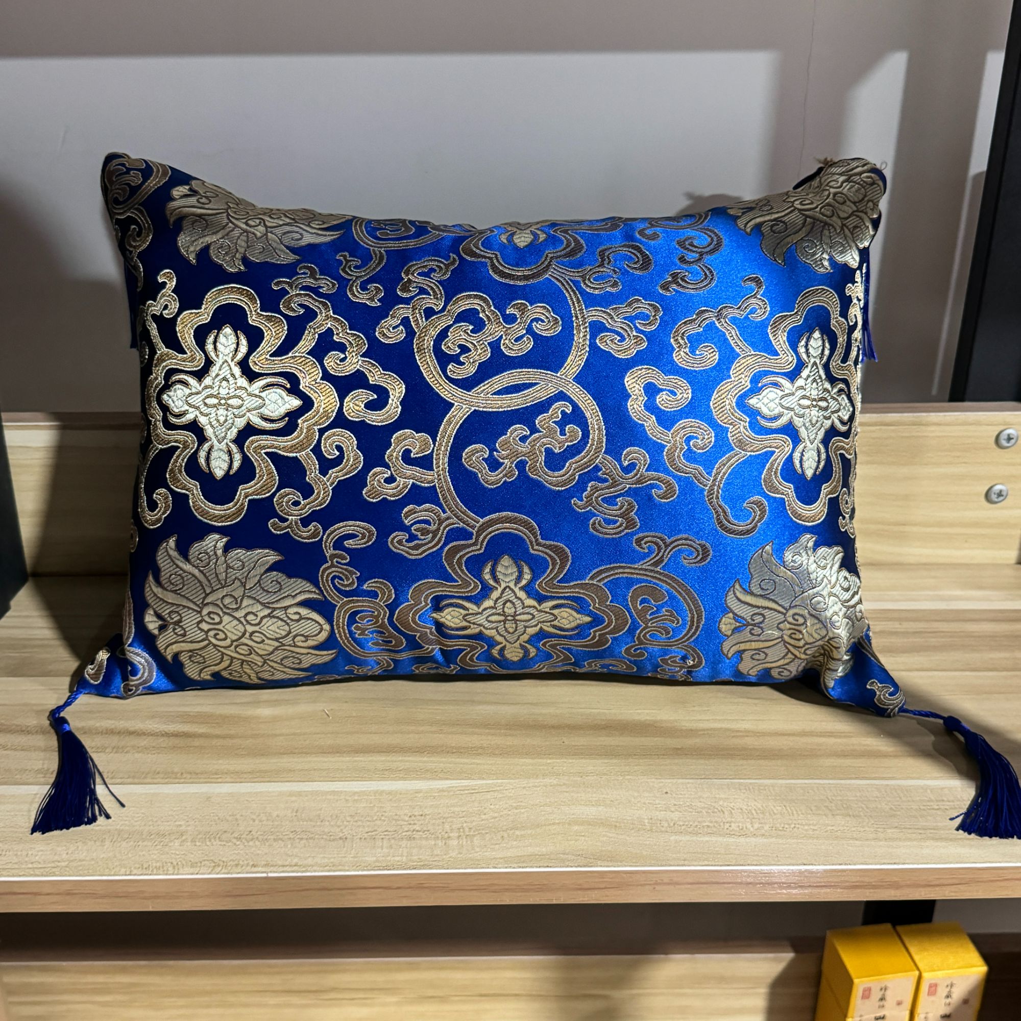 【三言】金丝楠木刨花枕头抱枕家用一个