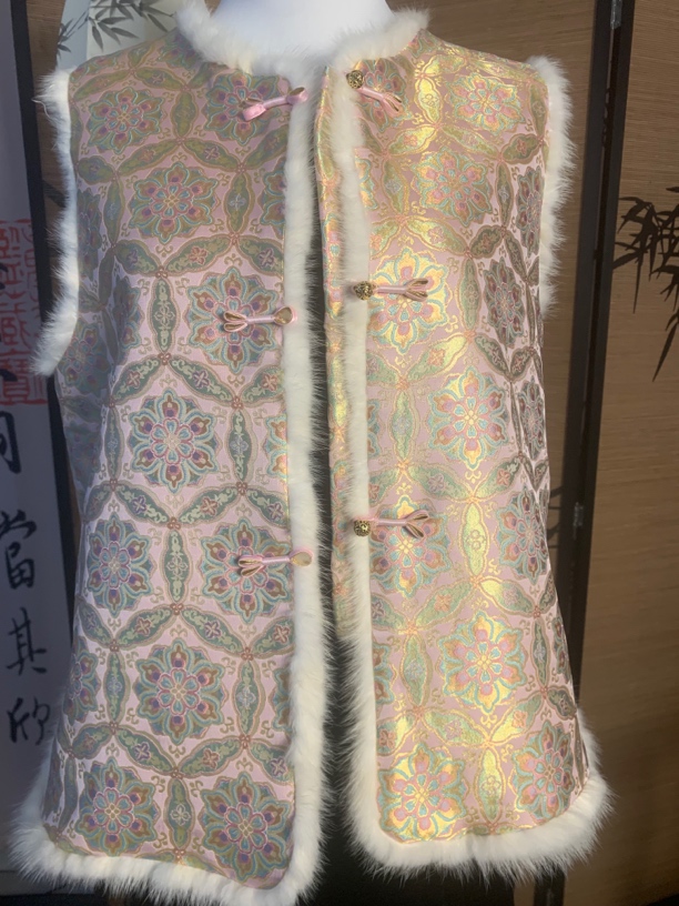 粉金宝相花宋锦加厚丝棉马甲