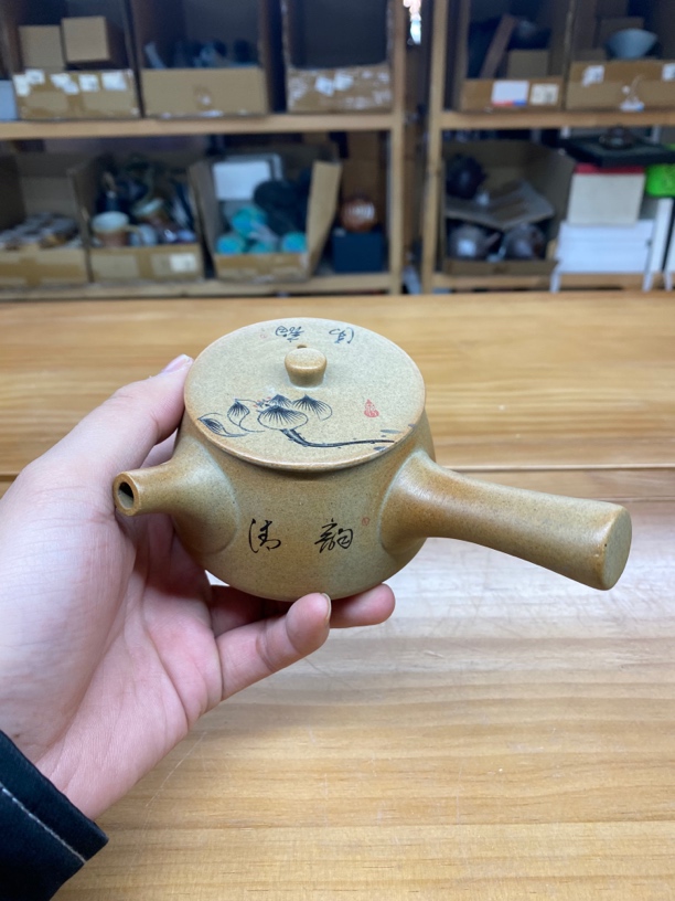 古朴荷花侧把壶160容量清仓福利