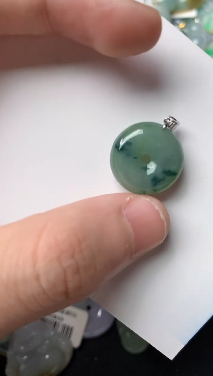 【闪购商品】翡翠颈饰18K金镶嵌3...........