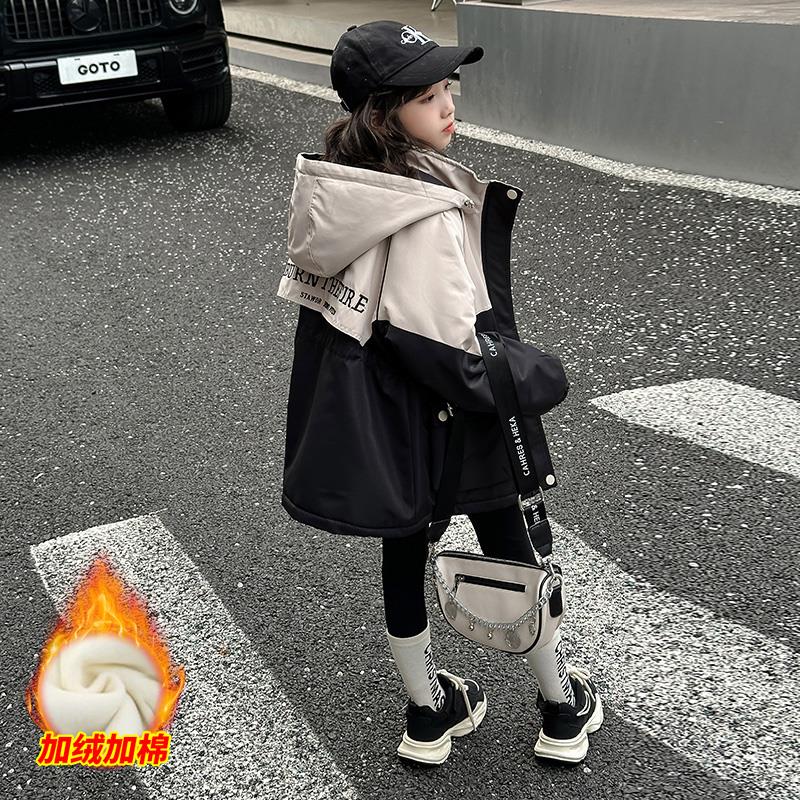巴拉巴拉恩女童外套秋冬款2023新款洋气加绒冲锋衣大童女装加厚冬