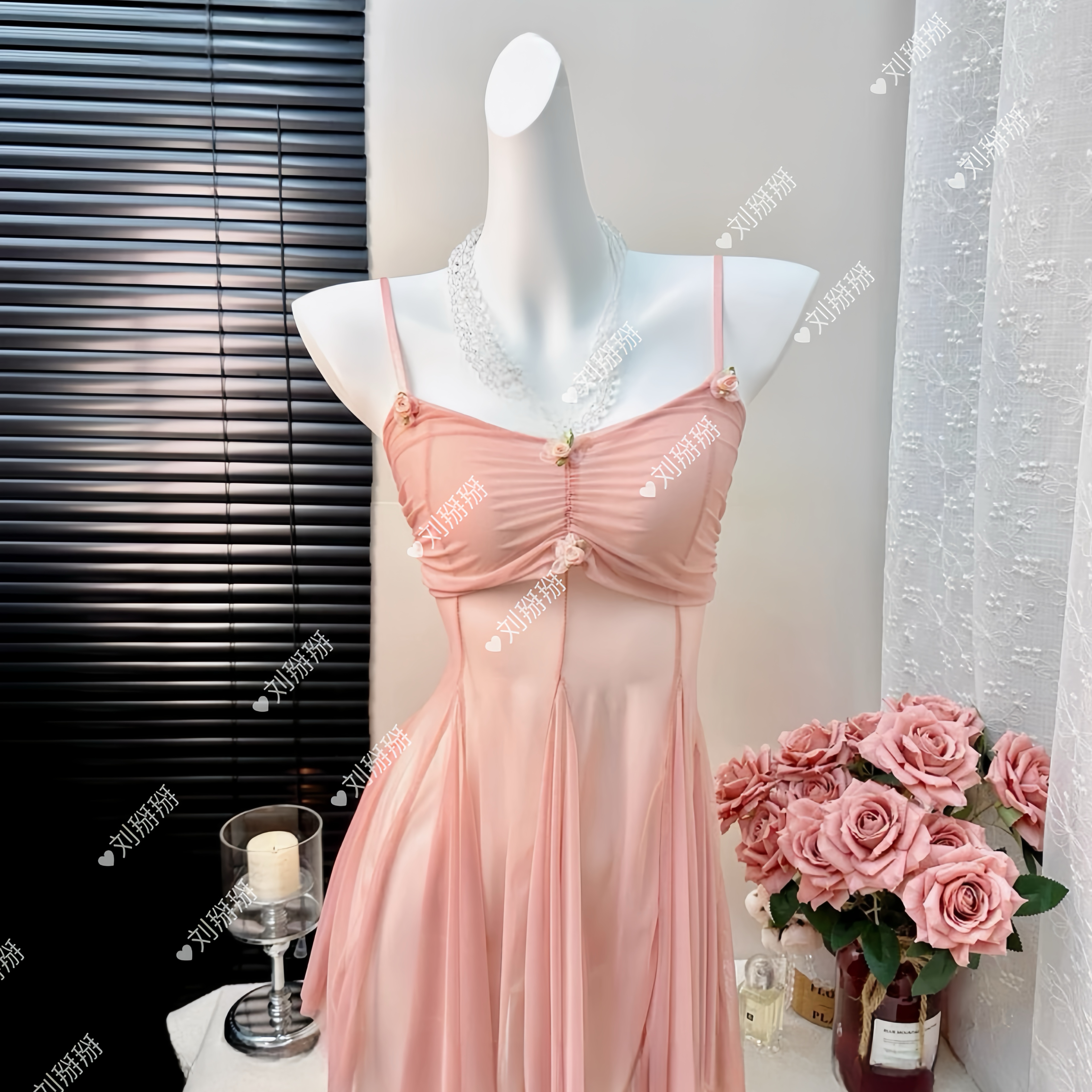 刘掰掰【梦中恋人】纯欲新款法式网纱百褶裙时尚气质性感吊带睡裙