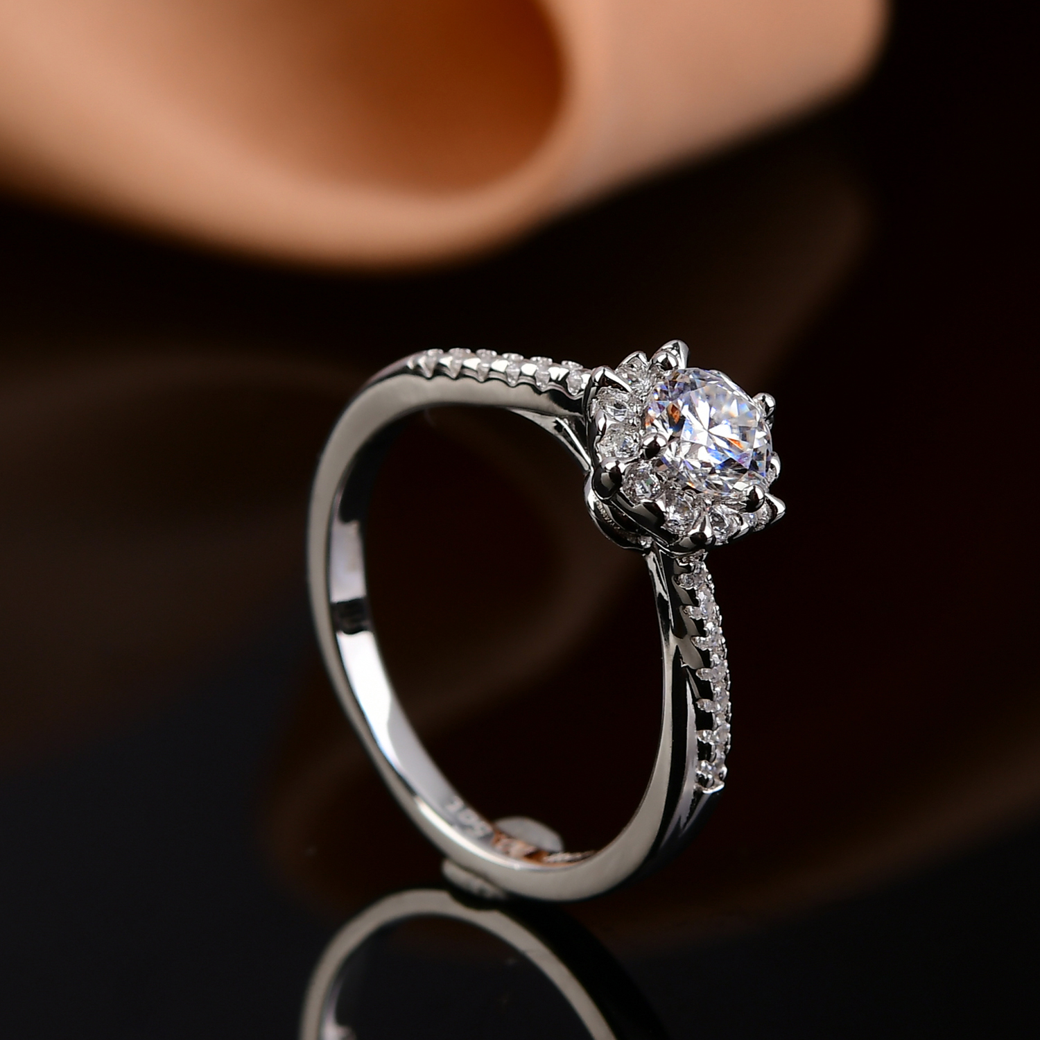   【带专柜礼盒】经典百搭星织0.5ct女戒