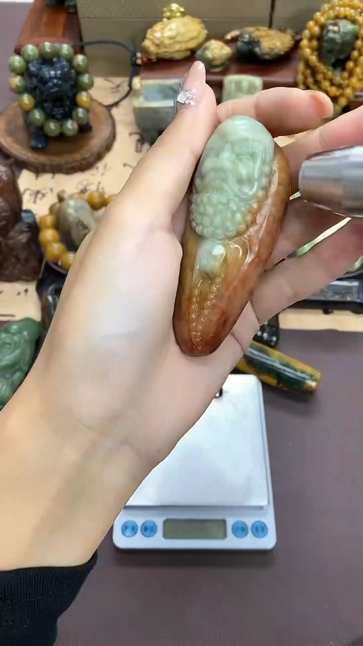 【闪购商品】透闪石质玉手把未镶嵌手把