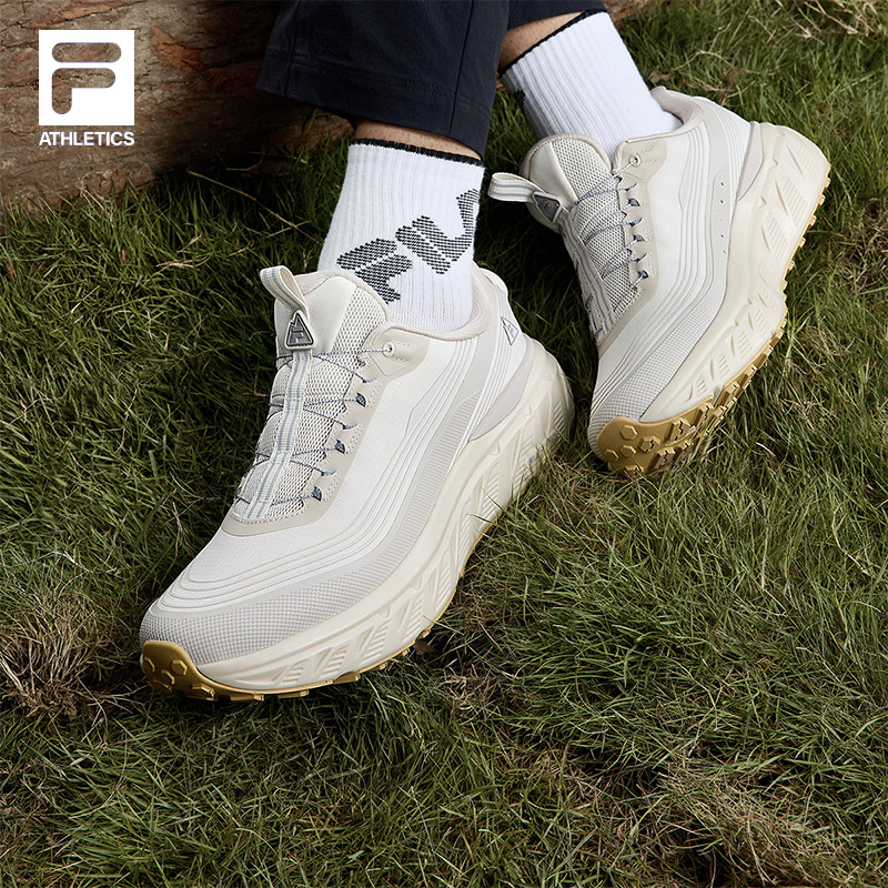 Fila/斐乐【探险家1+】男士跑步鞋轻便透气百搭复古运动鞋