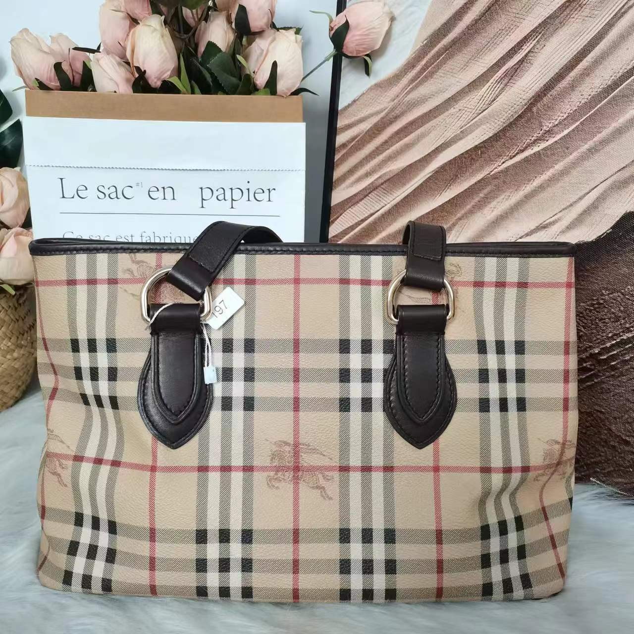 95新 BURBERRY/博柏利 /伊一/95/12505/单肩包/