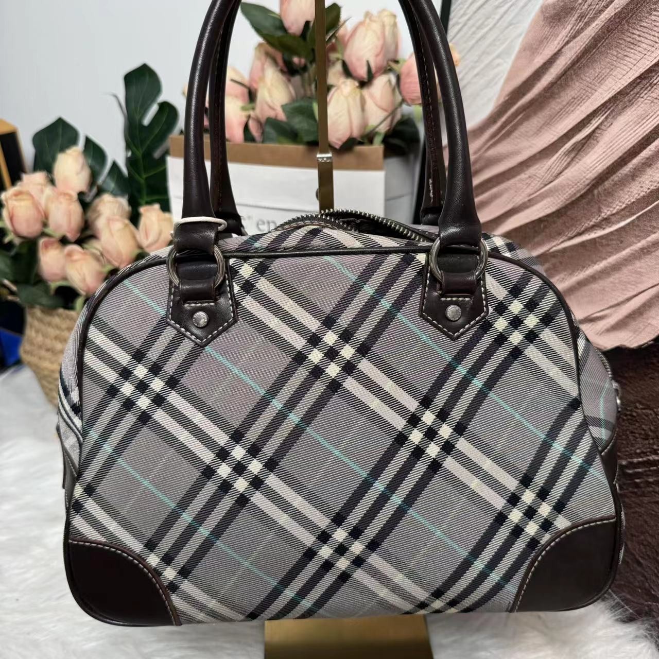 95新 BURBERRY/博柏利 /伊一/95/725958/单肩包/