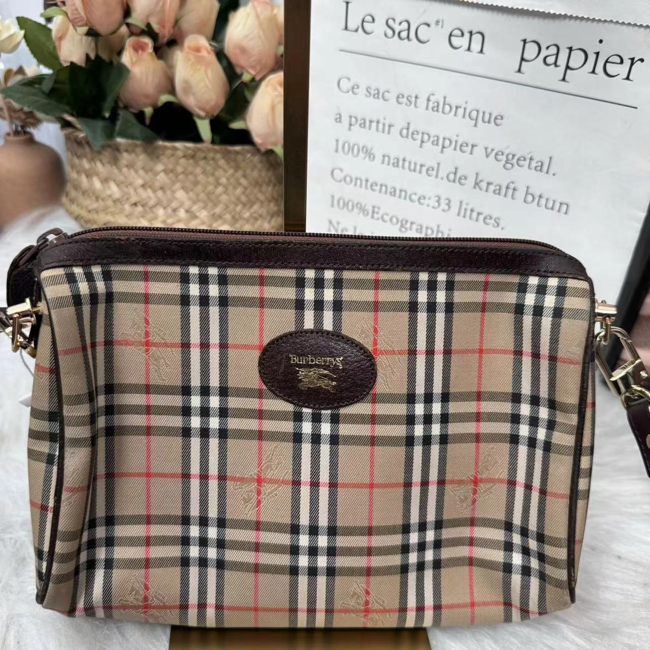 95新 BURBERRY/博柏利 /伊一/95/12135/单肩包/