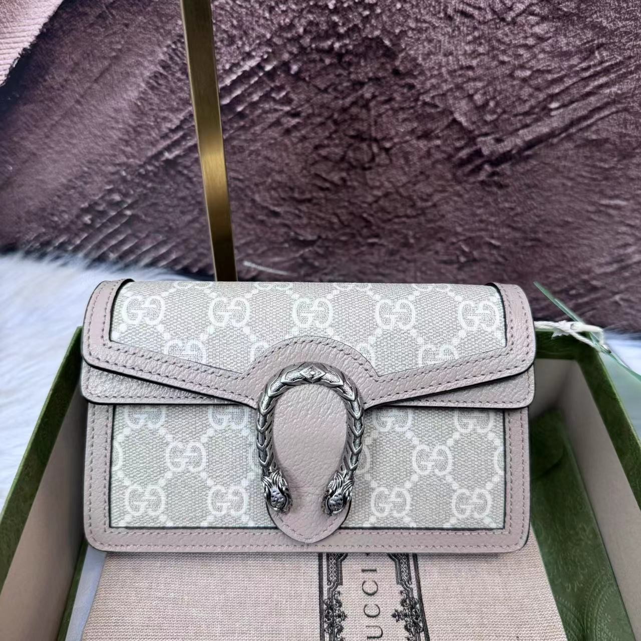 95新 GUCCI/古驰 /伊一/95/304614/单肩包/